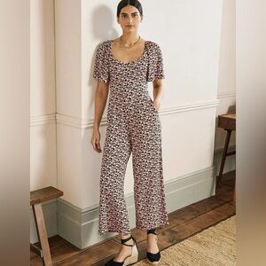 Boden Flutter Sleeve Jersey Knit Jumpsuit Floral Black Pink size 8
